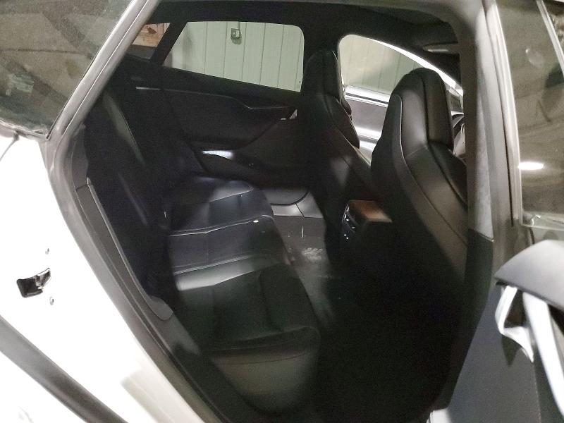 Продажа на аукционе авто 2018 Tesla Model S, vin: 5YJSA1E23JF274091, номер лота: 99006595