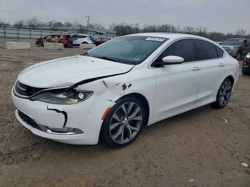 2016 Chrysler 200 მანქანა იყიდება აუქციონზე, vin: 1C3CCCCB7GN107857, აუქციონის ნომერი: 97617475