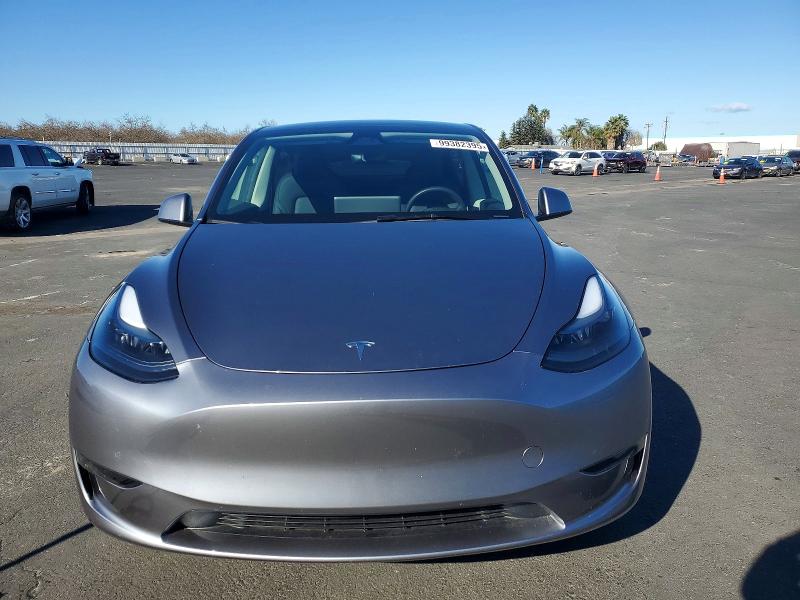 Продажа на аукционе авто 2025 Tesla Model Y, vin: 7SAYGDED8SA367850, номер лота: 99382395