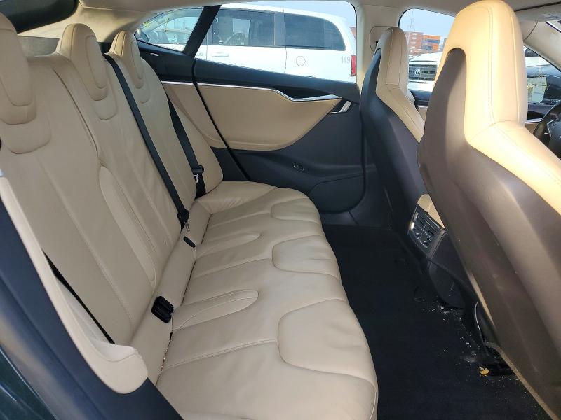 2013 Tesla Model S მანქანა იყიდება აუქციონზე, vin: 5YJSA1CGXDFP03942, აუქციონის ნომერი: 74706565