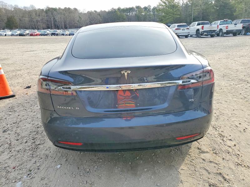 Продажа на аукционе авто 2018 Tesla Model S, vin: 5YJSA1E28JF297141, номер лота: 74411095