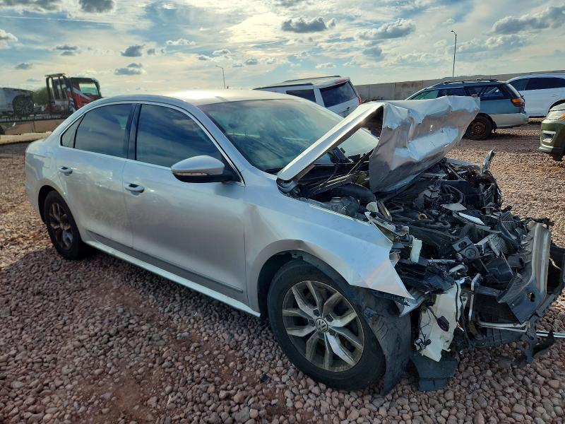 99069845 :رقم المزاد ، 1VWAT7A36GC045074 vin ، 2016 Volkswagen Passat مزاد بيع