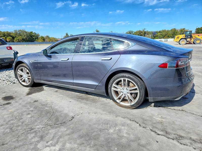 Auction sale of the 2015 Tesla Model S, vin: 5YJSA1H11FF085868, lot number: 75013835