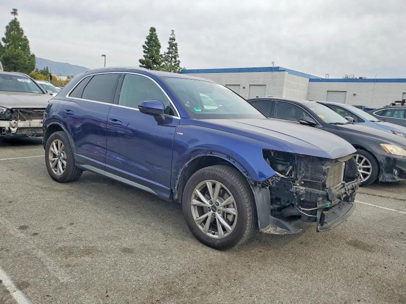 2022 Audi Q3 მანქანა იყიდება აუქციონზე, vin: WA1EECF36N1111299, აუქციონის ნომერი: 74283035