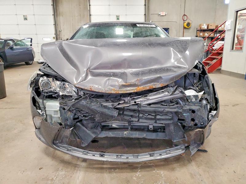 2016 Toyota Camry მანქანა იყიდება აუქციონზე, vin: 4T1BF1FK2GU224777, აუქციონის ნომერი: 57989416