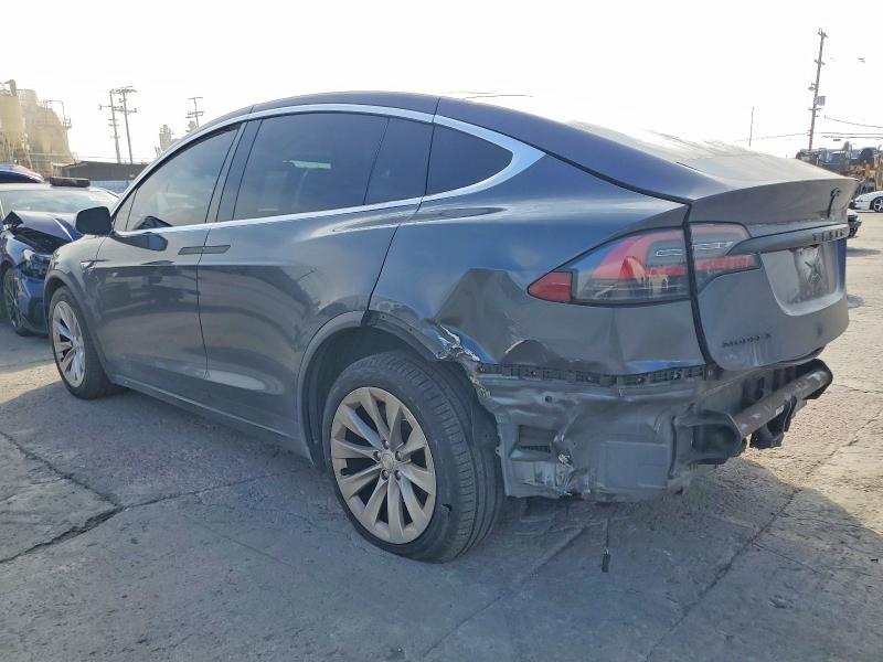 74479485 :رقم المزاد ، 5YJXCAE22GF002303 vin ، 2016 Tesla Model X مزاد بيع