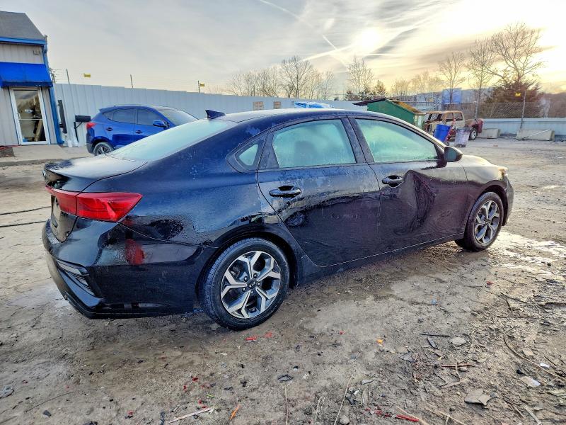 74045145 :رقم المزاد ، 3KPF24AD2ME384762 vin ، 2021 Kia Forte مزاد بيع