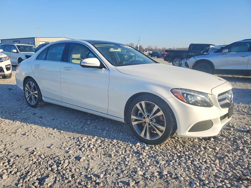 2015 Mercedes-benz C 300 მანქანა იყიდება აუქციონზე, vin: 55SWF4JB6FU052970, აუქციონის ნომერი: 73731305