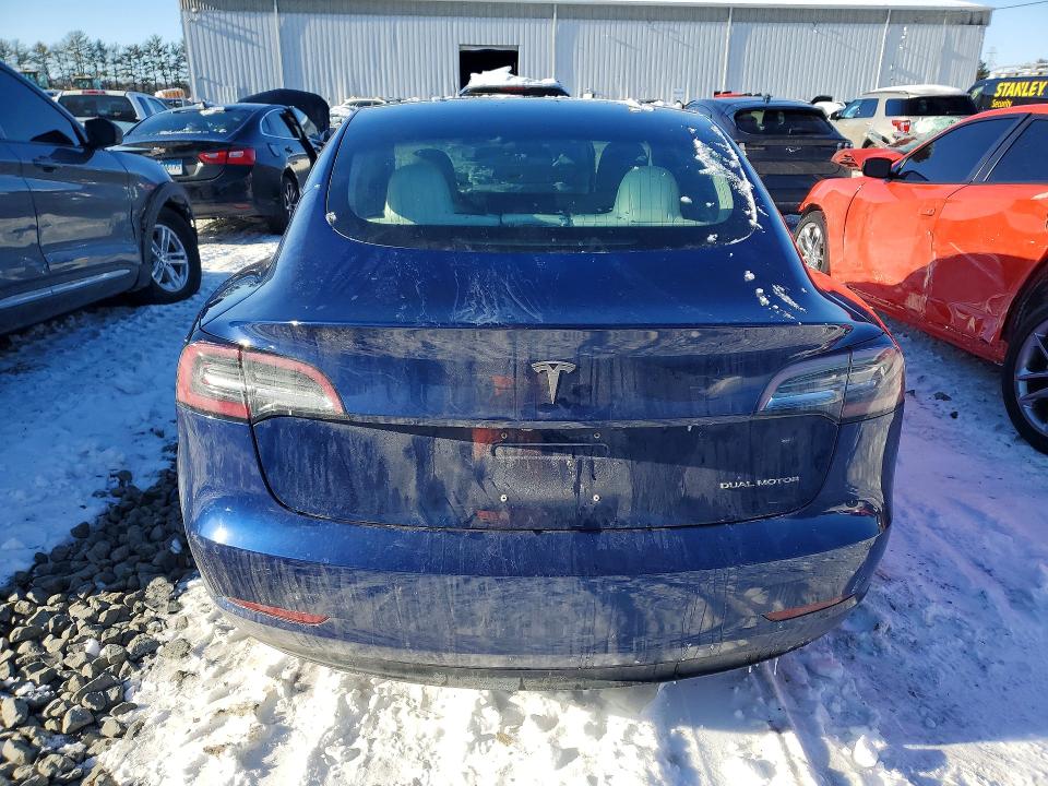 Продаж на аукціоні авто 2018 Tesla Model 3, vin: 5YJ3E1EBXJF099881, номер лоту: 75168095