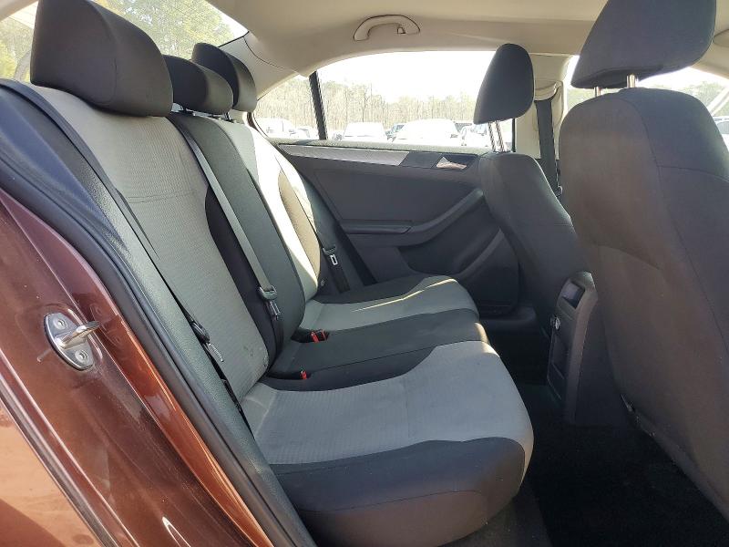 99389015 :رقم المزاد ، 3VW2B7AJ2HM382153 vin ، 2017 Volkswagen Jetta مزاد بيع
