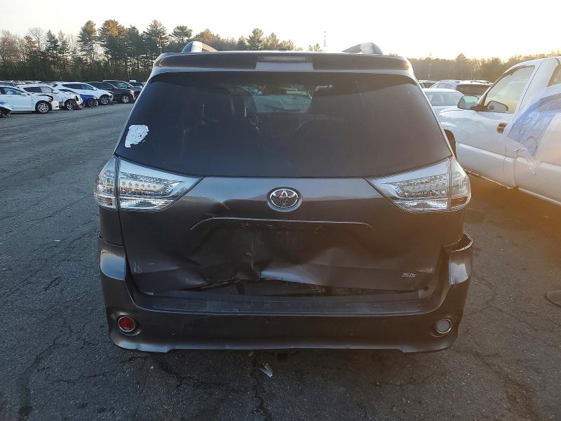 2011 Toyota Sienna მანქანა იყიდება აუქციონზე, vin: 5TDXK3DC5BS105194, აუქციონის ნომერი: 72821785
