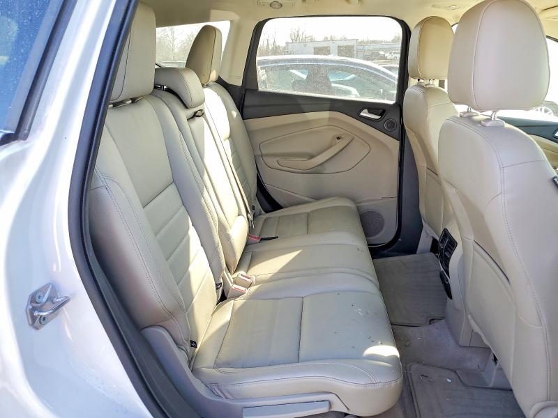 99330735 :رقم المزاد ، 1FMCU0J95EUD43865 vin ، 2014 Ford Escape Tit مزاد بيع