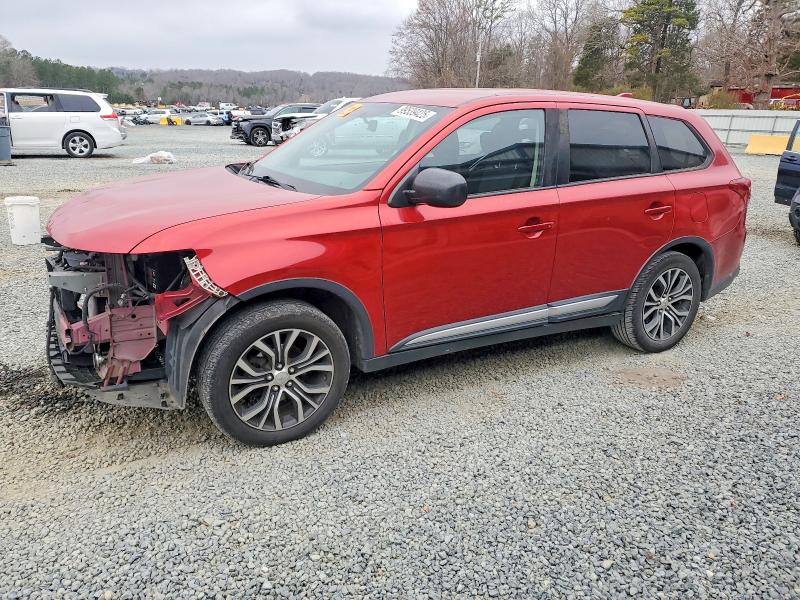 Auction sale of the 2018 Mitsubishi Outlander, vin: JA4AD2A33JZ015824, lot number: 99539425
