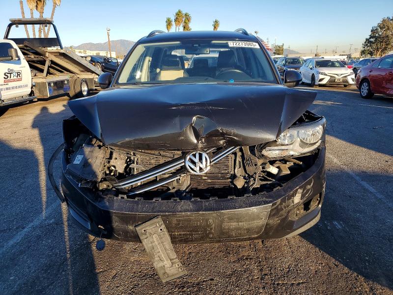 Продажа на аукционе авто 2016 Volkswagen Tiguan, vin: WVGAV7AX9GW582936, номер лота: 72273985