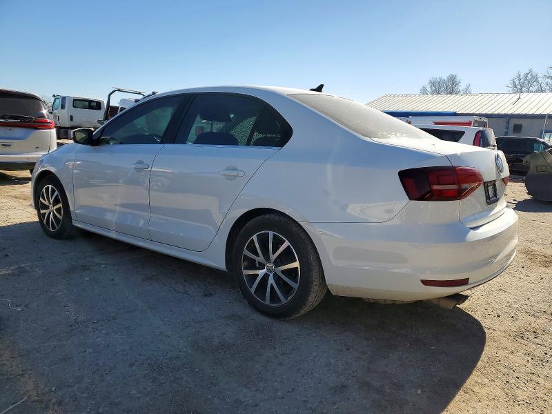 74133385 :رقم المزاد ، 3VWDB7AJXHM338619 vin ، 2017 Volkswagen Jetta مزاد بيع