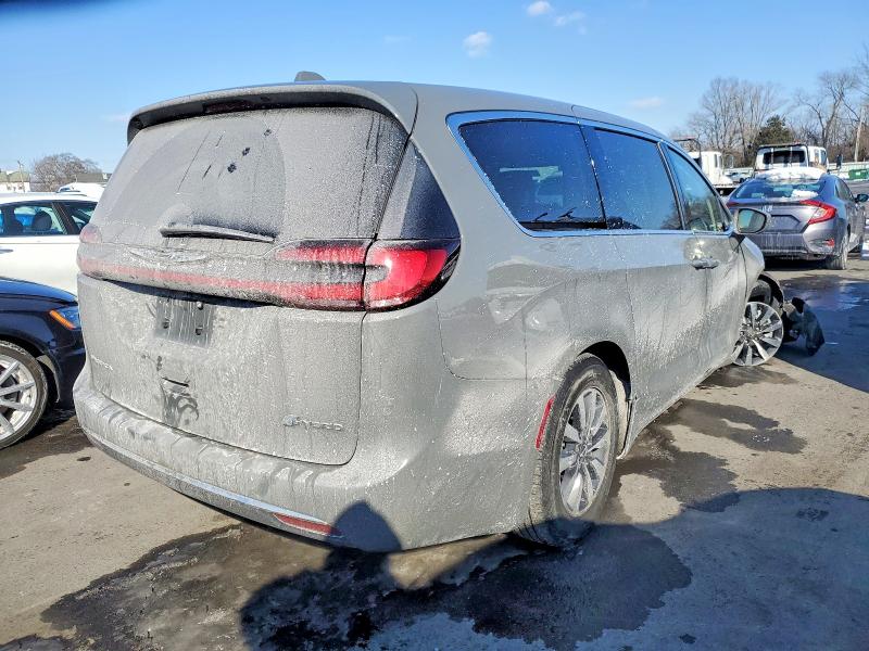 Продаж на аукціоні авто 2022 Chrysler Pacifica, vin: 2C4RC1L74NR173899, номер лоту: 75249465