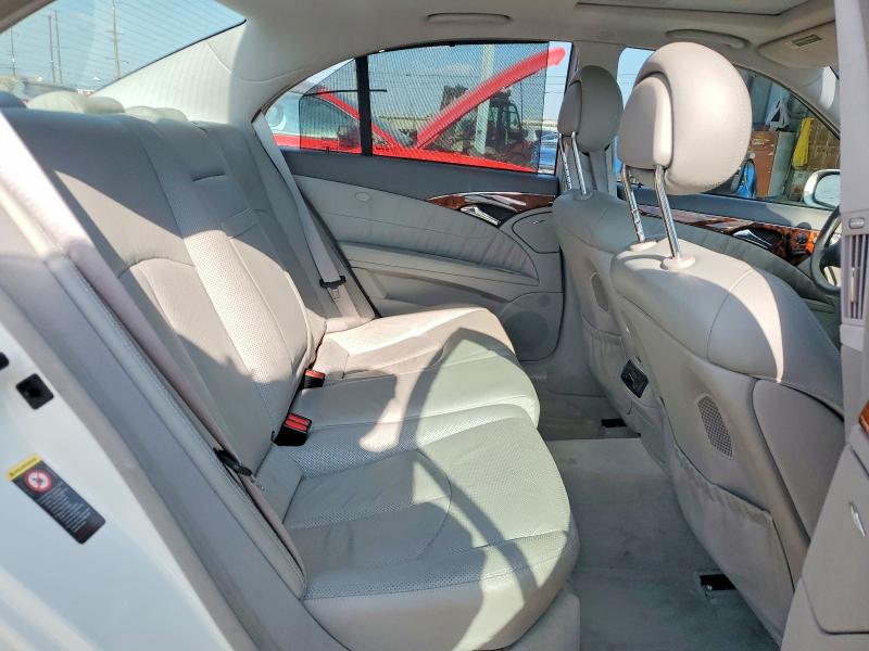 2004 Mercedes-benz E მანქანა იყიდება აუქციონზე, vin: WDBUF70J24A415708, აუქციონის ნომერი: 74690625