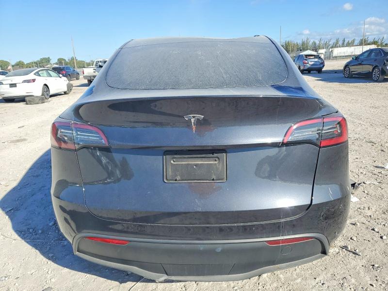 Продажа на аукционе авто 2024 Tesla Model Y, vin: 7SAYGDED1RF105309, номер лота: 72988225