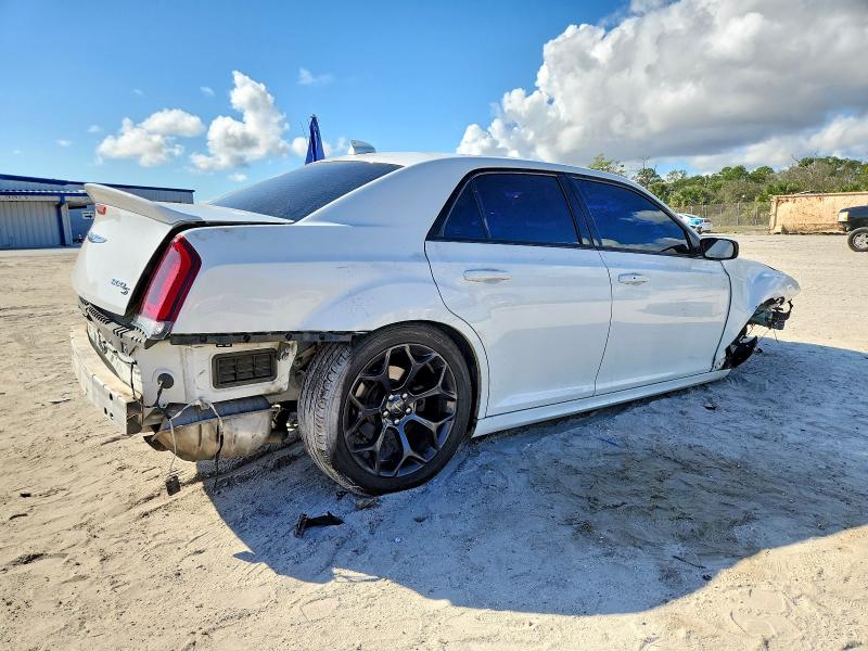 Продажа на аукционе авто 2020 Chrysler 300, vin: 2C3CCABT6LH180641, номер лота: 74373135