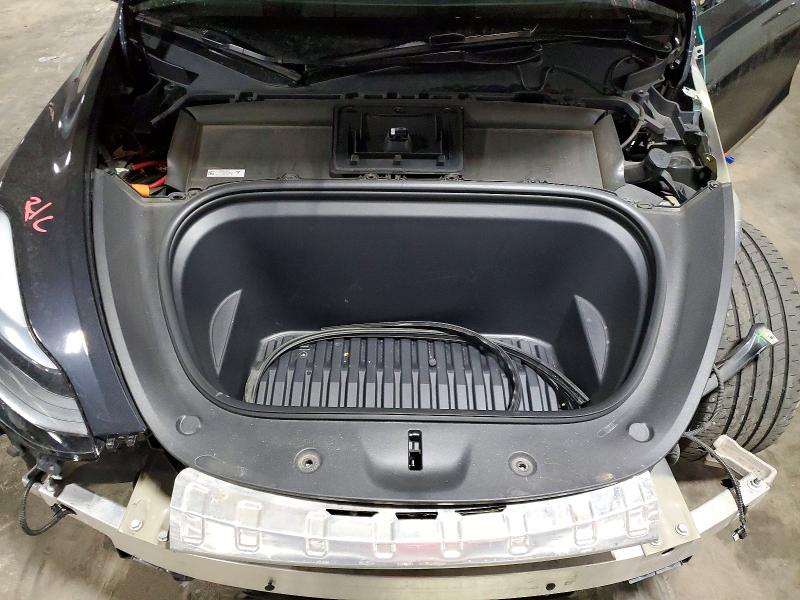 Продаж на аукціоні авто 2024 Tesla Model Y, vin: 7SAYGAEE2RF038422, номер лоту: 99801235