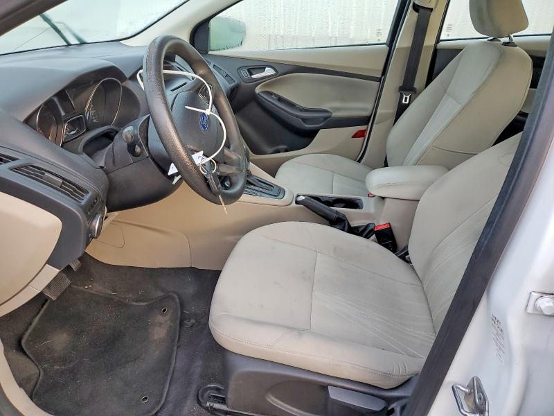 99796565 :رقم المزاد ، 1FADP3F22FL307755 vin ، 2015 Ford Focus Se مزاد بيع