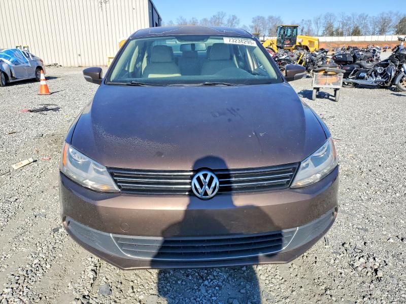 2013 Volkswagen Jetta მანქანა იყიდება აუქციონზე, vin: 3VWDP7AJ0DM280046, აუქციონის ნომერი: 73238295