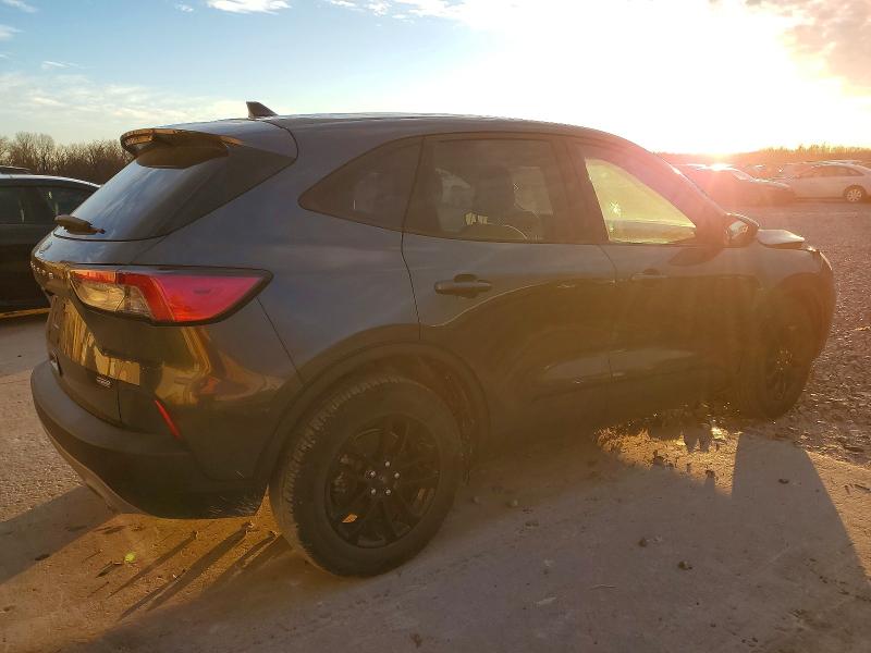 Продажа на аукционе авто 2020 Ford Escape, vin: 1FMCU0BZ2LUB13695, номер лота: 72561925