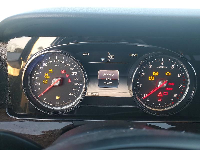 73228485 :رقم المزاد ، WDDZF4JB1JA371702 vin ، 2018 Mercedes-benz E مزاد بيع