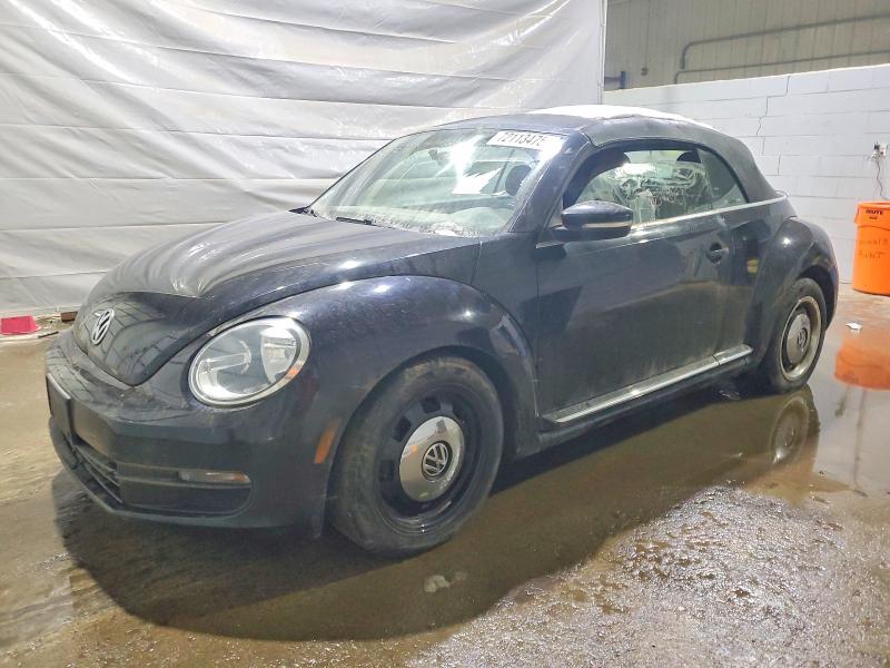 72113475 :رقم المزاد ، 3VW517AT9FM808581 vin ، 2015 Volkswagen Beetle مزاد بيع