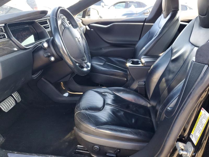 72790475 :رقم المزاد ، 5YJSA1H46FF085360 vin ، 2015 Tesla Model S مزاد بيع