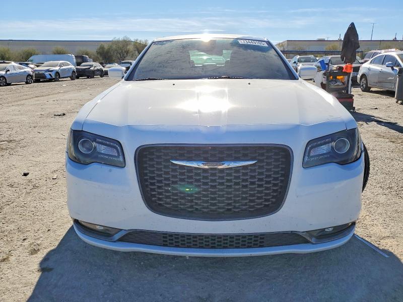 2019 Chrysler 300 მანქანა იყიდება აუქციონზე, vin: 2C3CCABG3KH708086, აუქციონის ნომერი: 73449105