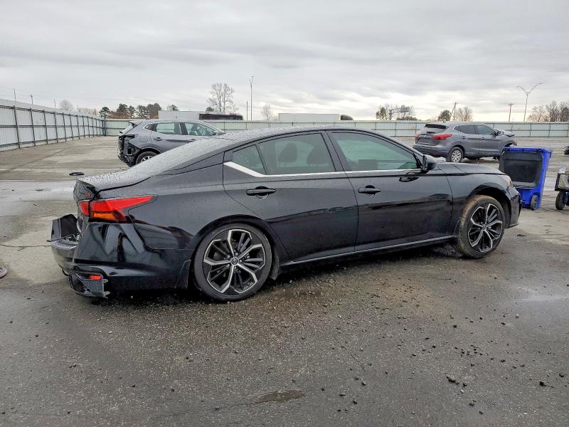 74112795 :رقم المزاد ، 1N4BL4CV9PN301951 vin ، 2023 Nissan Altima مزاد بيع