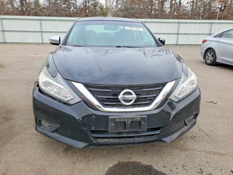 73967505 :رقم المزاد ، 1N4AL3AP0JC198836 vin ، 2018 Nissan Altima مزاد بيع