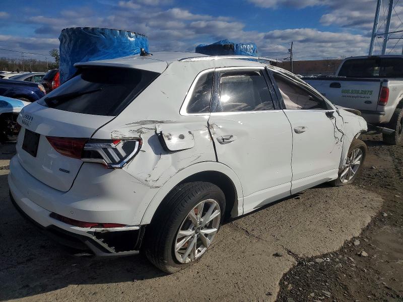 98405775 :رقم المزاد ، WA1DECF3XP1043815 vin ، 2023 Audi Q3 مزاد بيع