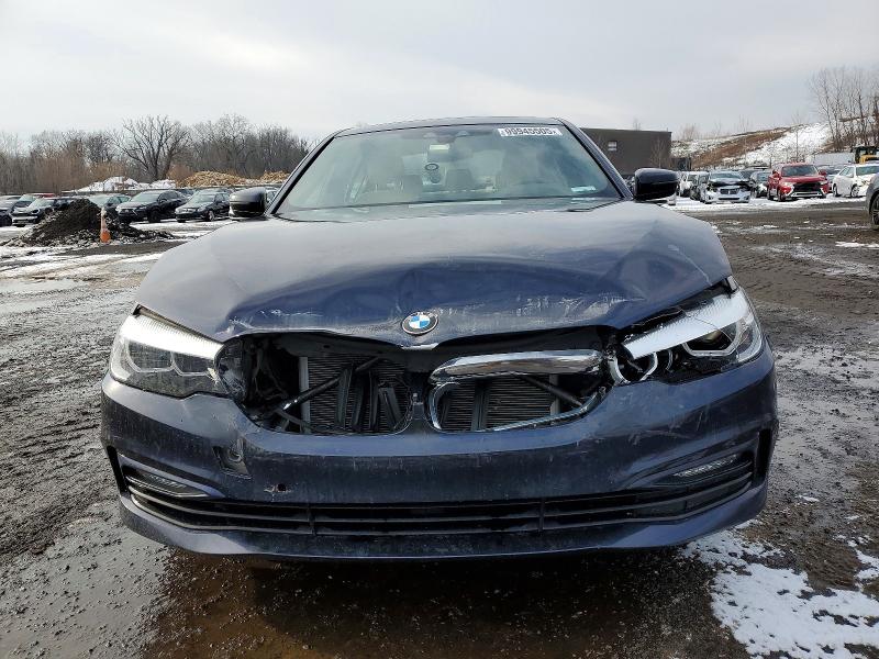 99945505 :رقم المزاد ، WBAJA7C3XHG906561 vin ، 2017 Bmw 530 مزاد بيع