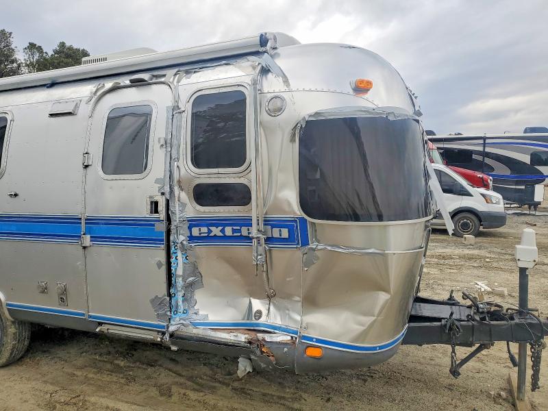 98429225 :رقم المزاد ، 1STGEAJ2XKJ506780 vin ، 1989 Airstream Excella مزاد بيع