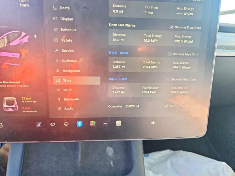 Продажа на аукционе авто 2022 Tesla Model 3, vin: 5YJ3E1EA9NF337989, номер лота: 98857325