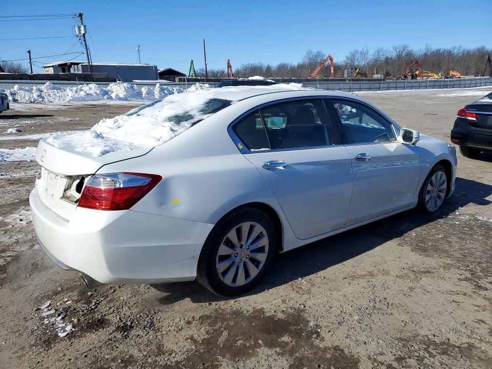 2014 Honda Accord მანქანა იყიდება აუქციონზე, vin: 1HGCR2F88EA062311, აუქციონის ნომერი: 74642425
