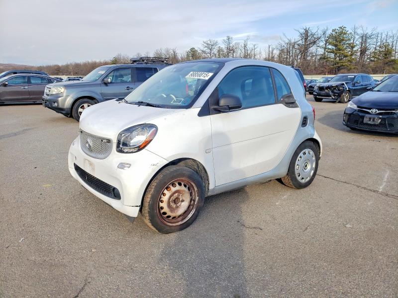Aukcja sprzedaży 2016 Smart Fortwo, vin: WMEFJ5DA4GK082192, numer aukcji: 98858815