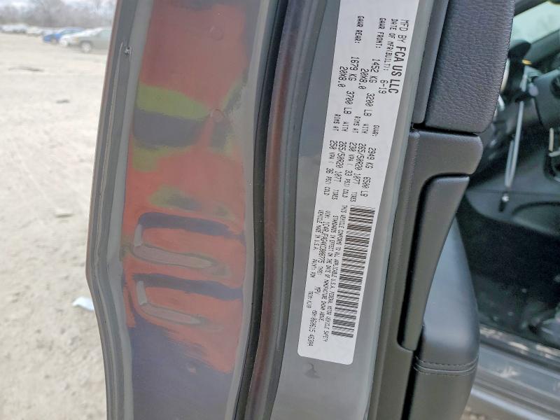 98972735 :رقم المزاد ، 1C4RJFAG4KC808775 vin ، 2019 Jeep Grand Cherokee مزاد بيع