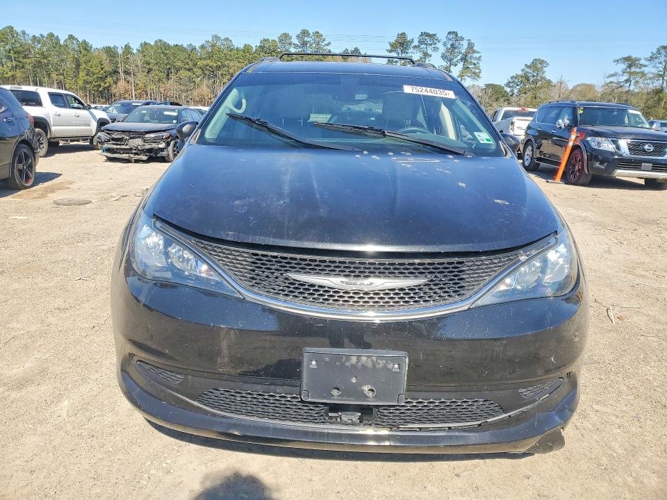 2021 Chrysler Voyager მანქანა იყიდება აუქციონზე, vin: 2C4RC1DG2MR502967, აუქციონის ნომერი: 75244035