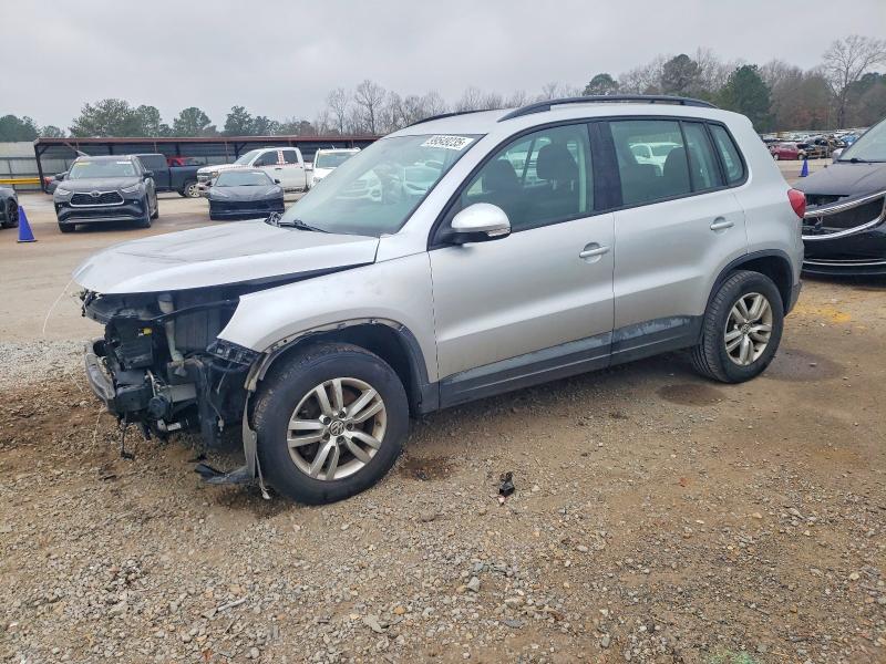 Продаж на аукціоні авто 2015 Volkswagen Tiguan, vin: WVGAV7AX1FW576823, номер лоту: 99549235