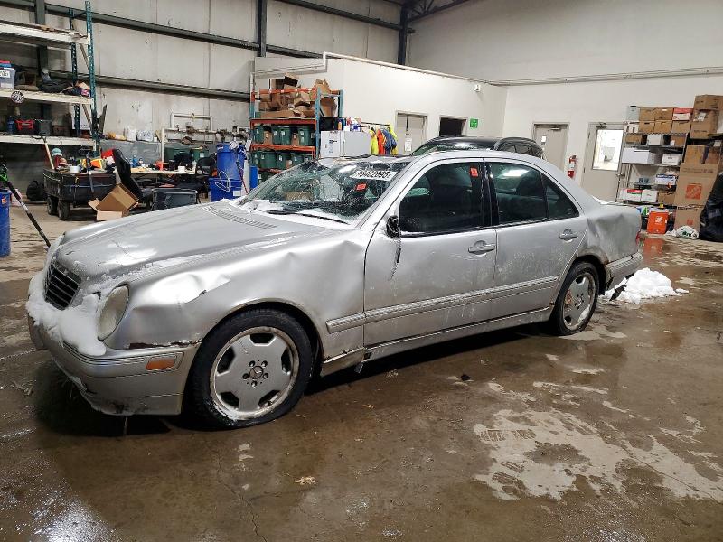 Продажа на аукционе авто 2000 Mercedes-benz E, vin: WDBJF83J7YX040423, номер лота: 96482695