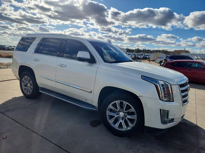 2015 Cadillac Escalade მანქანა იყიდება აუქციონზე, vin: 1GYS4MKJ6FR647642, აუქციონის ნომერი: 72416885