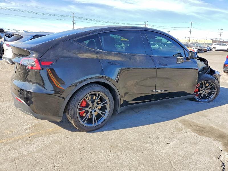 74077455 :رقم المزاد ، 7SAYGDED7SF226674 vin ، 2025 Tesla Model Y مزاد بيع