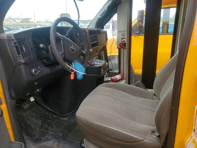 72468175 :رقم المزاد ، 1GD3G2AA0A1105995 vin ، 2011 Startnsbus Bus مزاد بيع