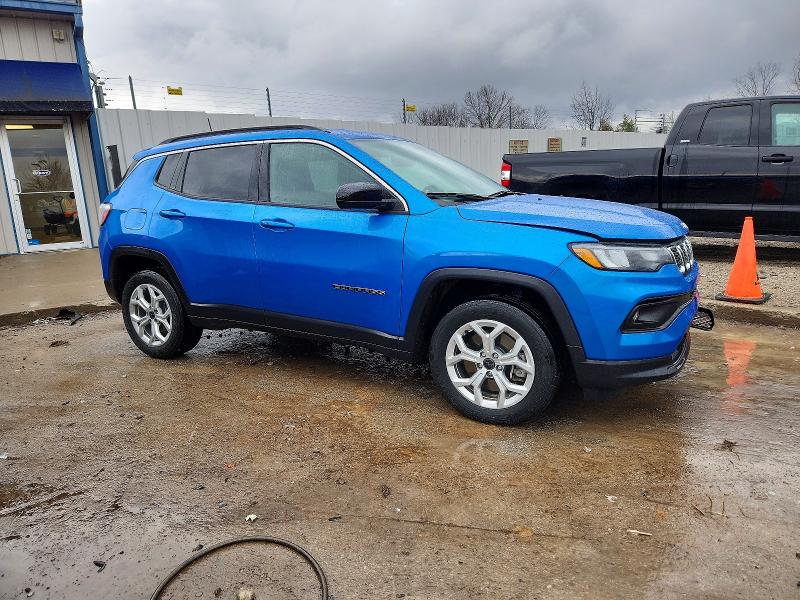 72787805 :رقم المزاد ، 3C4NJDBN3ST527751 vin ، 2025 Jeep Compass مزاد بيع