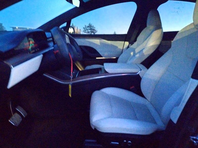 Продажа на аукционе авто 2023 Tesla Model X, vin: 7SAXCBE59PF385529, номер лота: 74653455