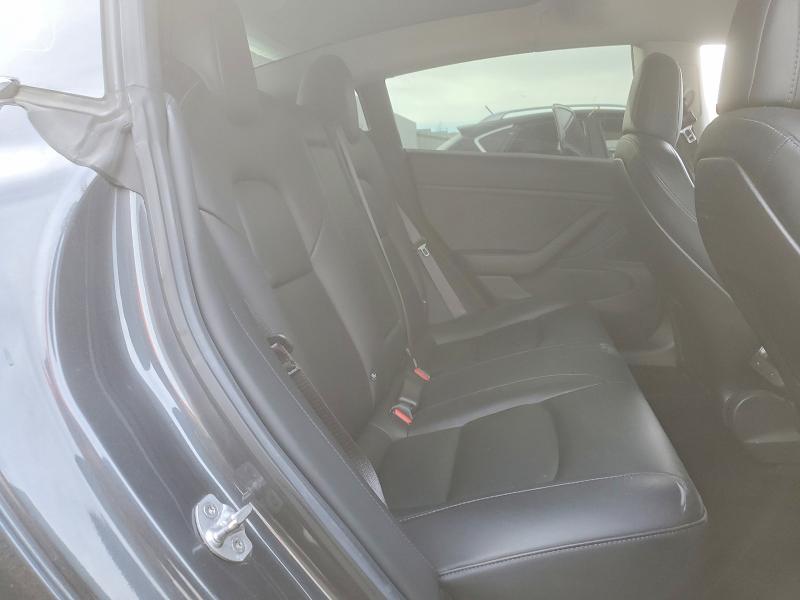 Продажа на аукционе авто 2018 Tesla Model 3, vin: 5YJ3E1EA8JF058690, номер лота: 73315675