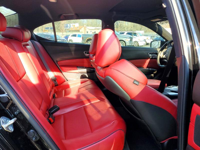 Продажа на аукционе авто 2018 Acura Tlx, vin: 19UUB3F63JA002184, номер лота: 99424015